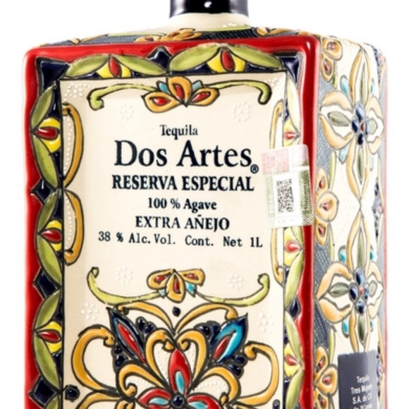 DOS ARTES Reserva Especial Extra Anejo Tequila Hand Painted Ceramic Bottle
